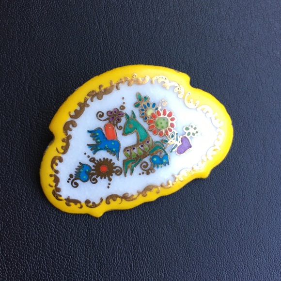 Vintage MICHAELA FREY hand painted enamel brooch - Picture 11 of 16